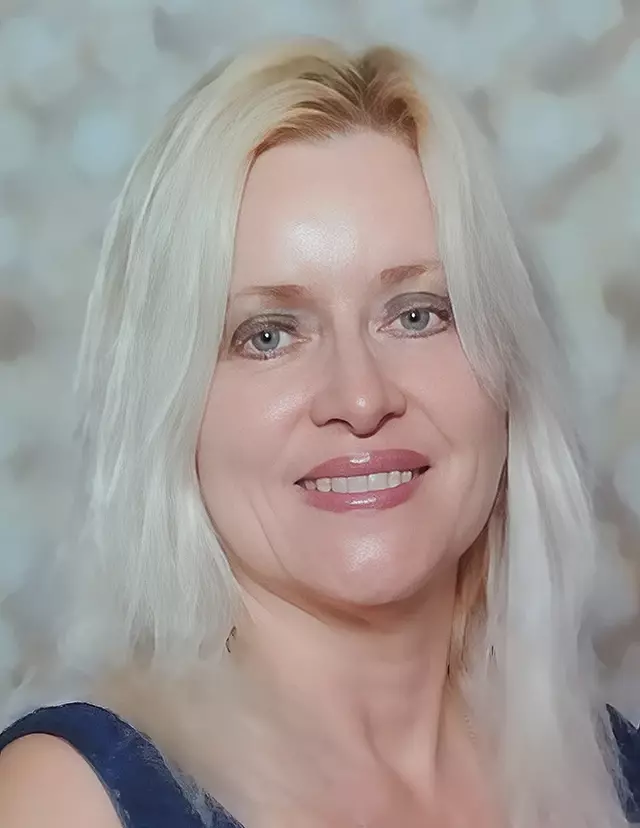 anna-about-first-section-new